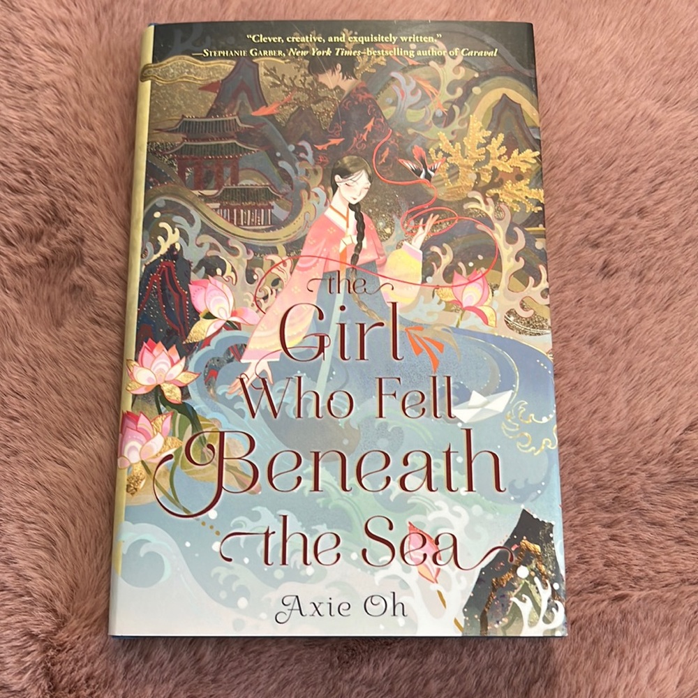 •HARDCOVER•✨THE GIRL WHO FELL BENEATH THE SEA  by AXIE OH ✨